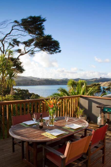 Orca Lodge Raglan Exterior foto